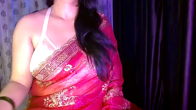 janifer001 online show from 11/19/25, 11:05