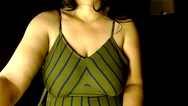 janifer001 online show from 03/24/26, 12:26