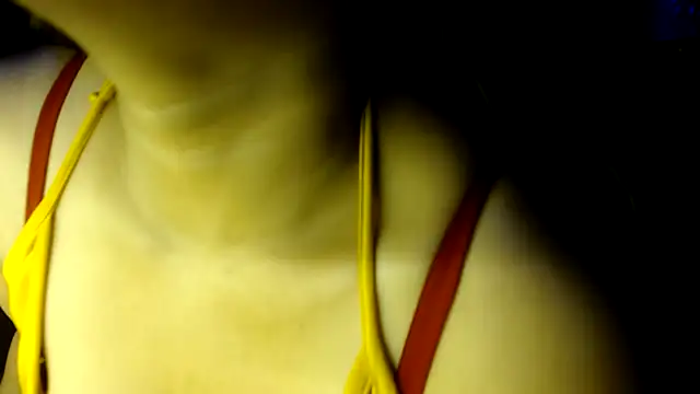 janifer001 online show from 03/28/26, 12:32