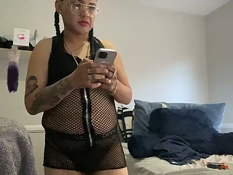 Snapshot of sexy_gin chatting on 03/19/25, 02:24 sexy gin online show from 03/19/25, 02:24