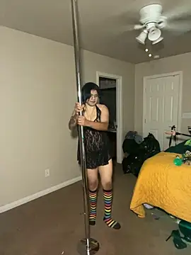 Snapshot of sexy_gin chatting on 09/26/25, 12:31 sexy gin online show from 09/26/25, 12:31