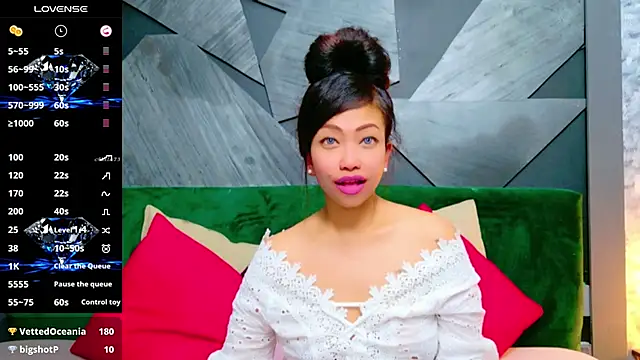 ElyaQuinn online show from 03/08/25, 12:41