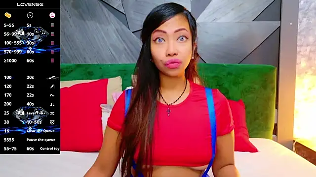 ElyaQuinn online show from 09/17/25, 06:37