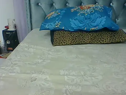 Sexy Chocolate Babe online show from 12/08/24, 01:56