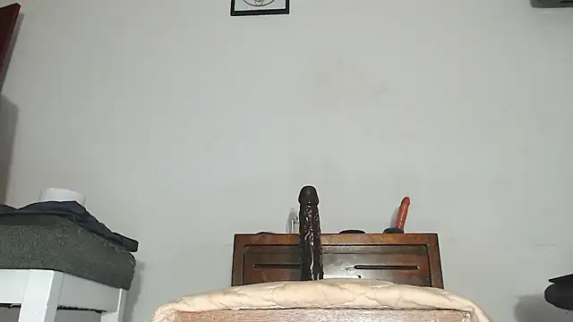 AngelBarbaro online show from 06/17/26, 11:38