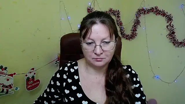 VanessaHotts online show from 01/13/25, 06:16