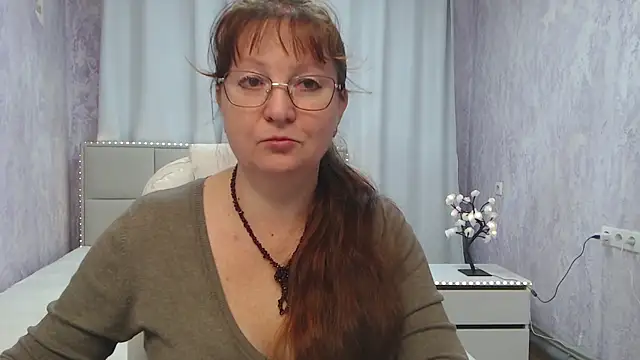 VanessaHotts online show from 05/29/26, 05:05
