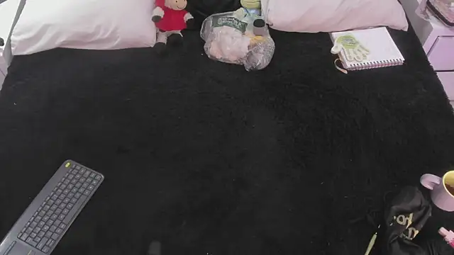 JulietaAlves online show from 01/25/25, 05:08