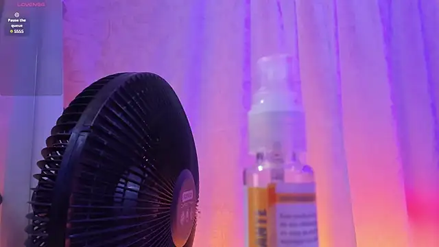 lonely shewolf online show from 01/31/25, 06:25