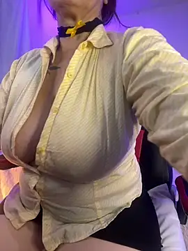 lonely shewolf online show from 03/07/25, 09:27