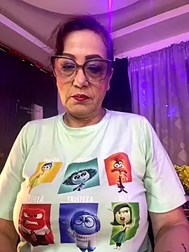 lonely shewolf online show from 09/25/25, 04:00