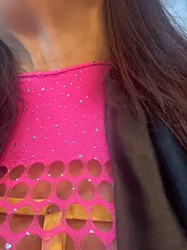 lonely shewolf online show from 11/28/25, 05:59