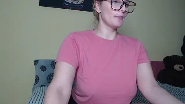 alicesweet21 online show from 01/26/25, 11:50