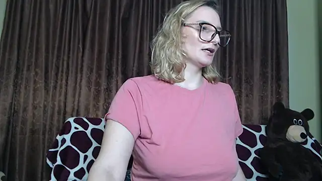 alicesweet21 online show from 03/04/25, 12:50