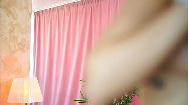 ArtTeasee online show from 01/23/25, 12:30