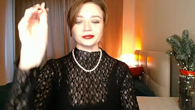 Shadow Passion online show from 12/18/25, 07:14