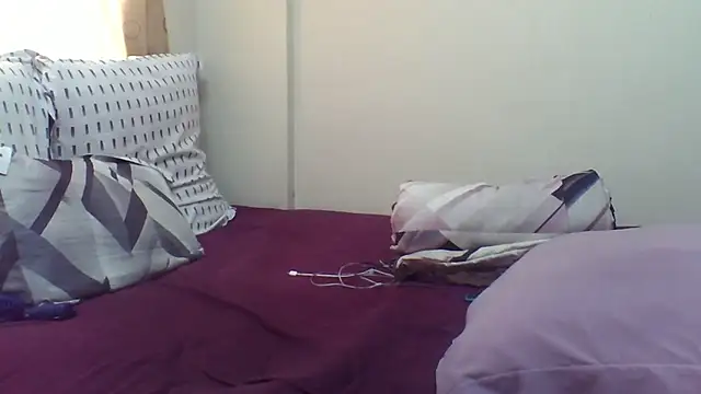 AddictiveAssCurves online show from 09/10/25, 06:57