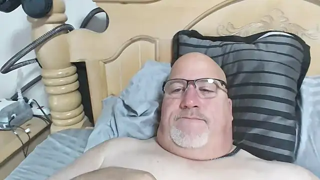 Bigbear0563 online show from 11/17/25, 05:08