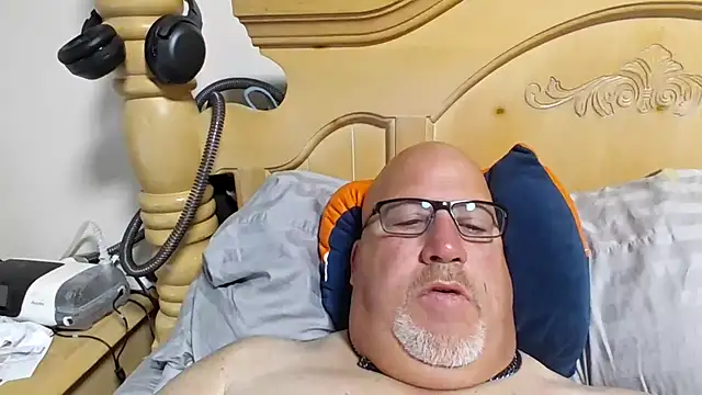 Bigbear0563 online show from 07/08/26, 04:11