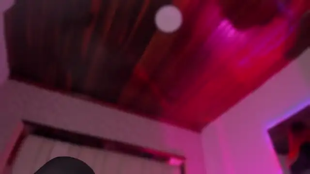 Emmily Savage online show from 11/22/25, 11:31