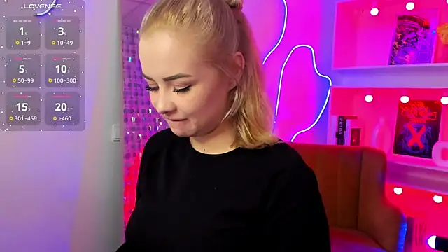 StephanieSweety online show from 04/06/26, 05:25