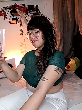 Piafisher1 online show from 01/18/26, 01:09