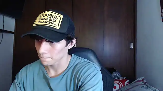 aresholland online show from 01/04/25, 02:14