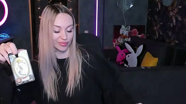 Blckmirrorr online show from 12/21/25, 09:33