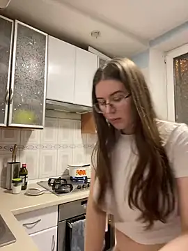 Snapshot of __Samer_ chatting on 03/19/25, 07:06 Samer online show from 03/19/25, 07:06