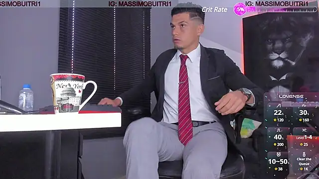 Snapshot of massimo_g chatting on 01/06/25, 01:30 massimo g online show from 01/06/25, 01:30