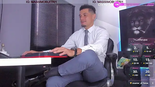 Snapshot of massimo_g chatting on 01/30/25, 02:47 massimo g online show from 01/30/25, 02:47