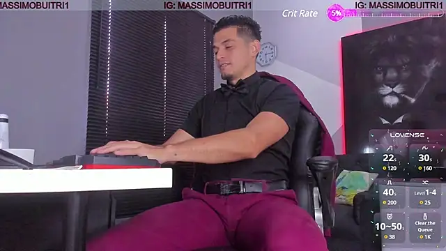 Snapshot of massimo_g chatting on 02/17/25, 02:37 massimo g online show from 02/17/25, 02:37