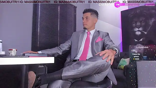 Snapshot of massimo_g chatting on 03/19/25, 01:40 massimo g online show from 03/19/25, 01:40