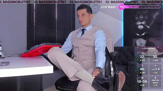 Snapshot of massimo_g chatting on 10/24/25, 01:18 massimo g online show from 10/24/25, 01:18