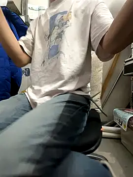 wSilEliaXm online show from 12/22/25, 03:58