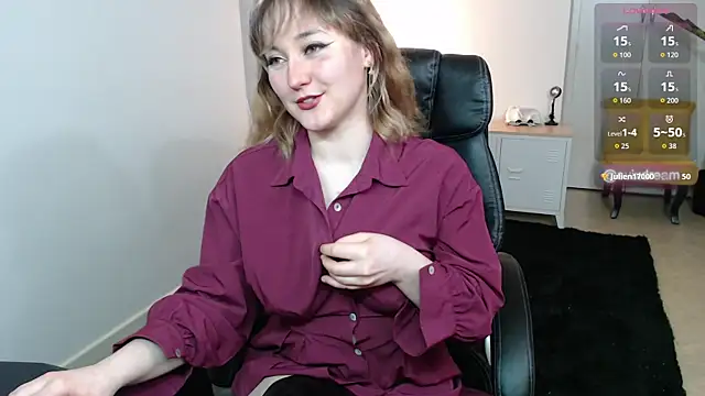 Crystal-dreamt online show from 04/08/26, 12:27