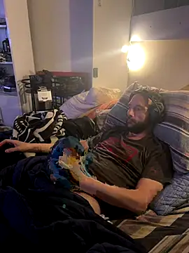 Snapshot of Helly069 chatting on 11/03/25, 01:34 Helly069 online show from 11/03/25, 01:34