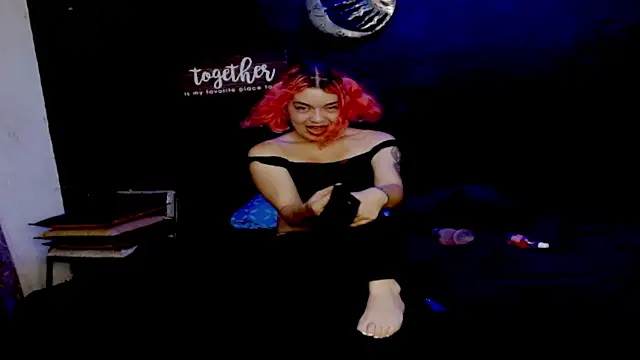 Snapshot of ASTRIDBULM chatting on 09/27/25, 06:24 ASTRIDBULM online show from 09/27/25, 06:24