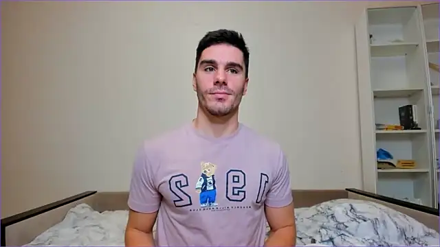 Snapshot of sam_huston chatting on 12/30/24, 06:38 sam huston online show from 12/30/24, 06:38