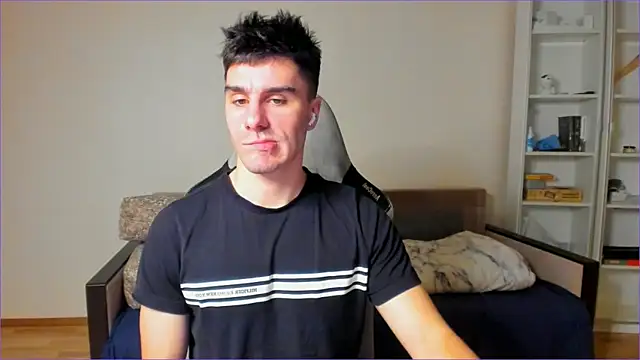 Snapshot of sam_huston chatting on 11/27/25, 10:45 sam huston online show from 11/27/25, 10:45