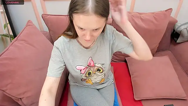 JannaVerdi  online show from 09/26/25, 06:28