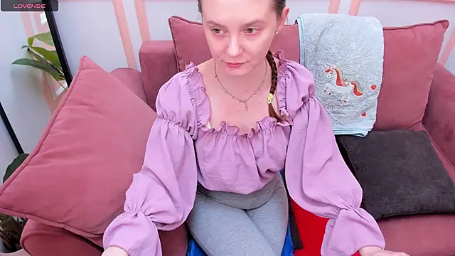 JannaVerdi  online show from 02/10/26, 06:50