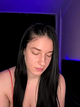 moniqque online show from 10/14/25, 04:24