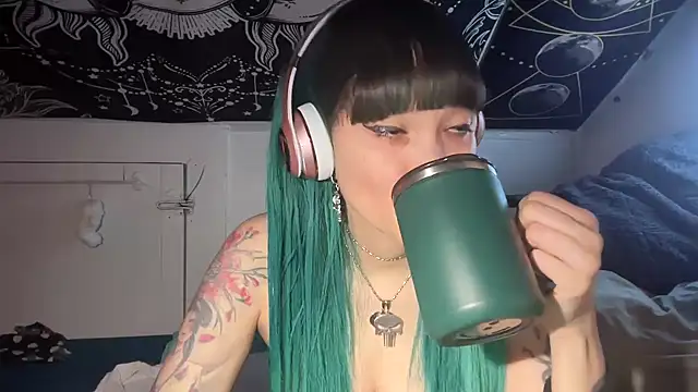 FRRANNKIE online show from 02/05/25, 02:16