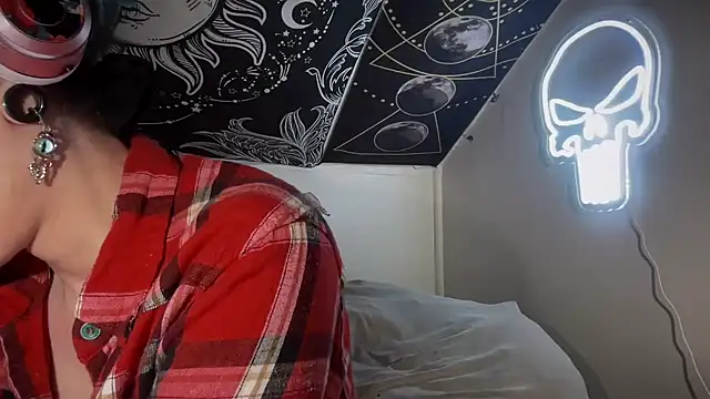 FRRANNKIE online show from 02/16/25, 02:53