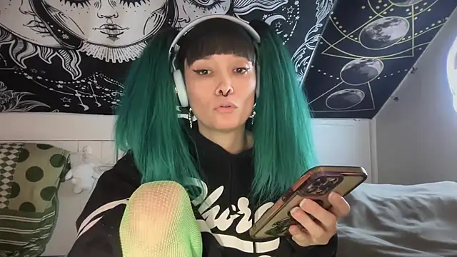 FRRANNKIE online show from 02/17/25, 04:42