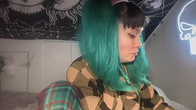 FRRANNKIE online show from 02/18/25, 07:54