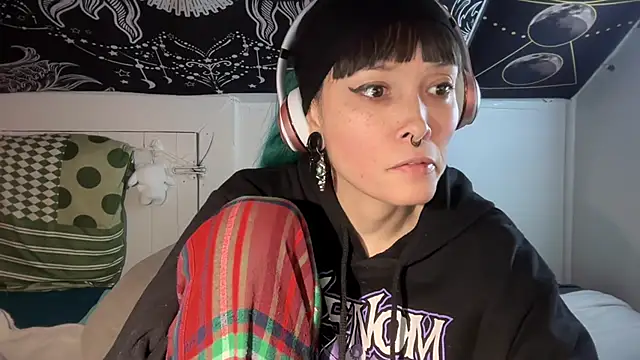 FRRANNKIE online show from 02/21/25, 01:22