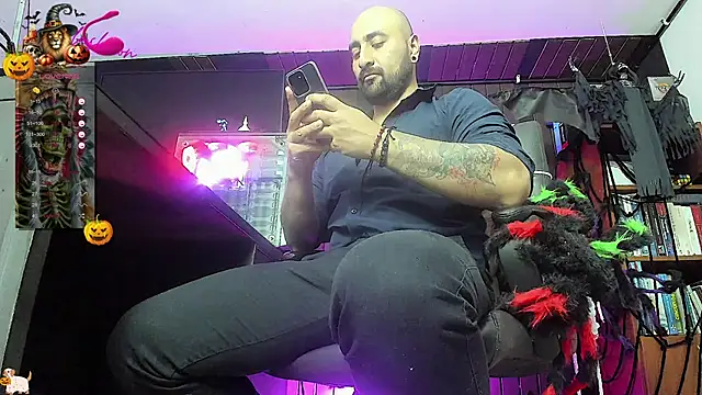 Leon 1234 online show from 10/29/25, 11:39