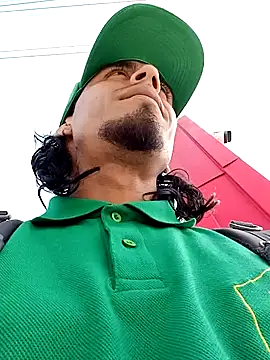 Williamjamess95 online show from 12/28/24, 02:53